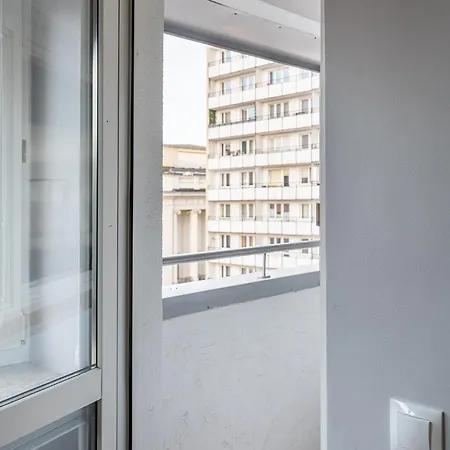 Rentplanet - Przy Palacu Kultury I Nauki ורשה