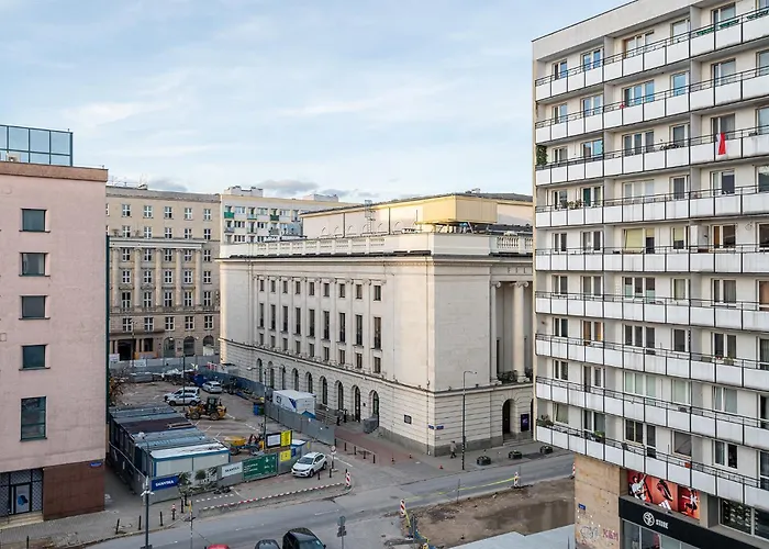 Rentplanet - Przy Palacu Kultury I Nauki